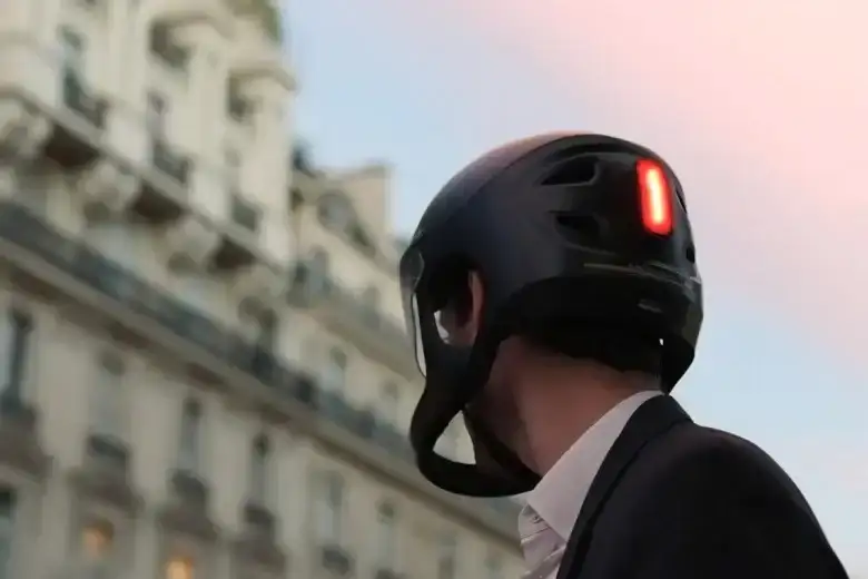 Casque à vélo et en trottinette : pourquoi l'obligation pourrait devenir réalité en 2027
