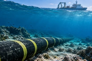 Pourquoi les câbles sous-marins sont devenus stratégiques pour Internet ?