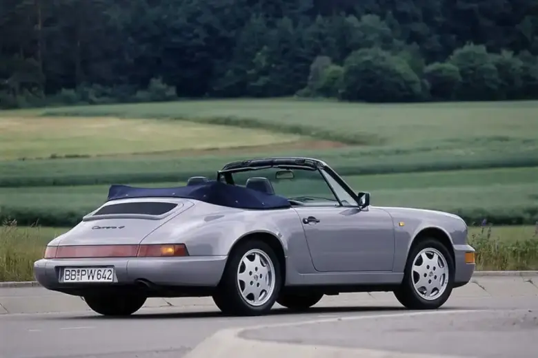 Porsche 911 Carrera